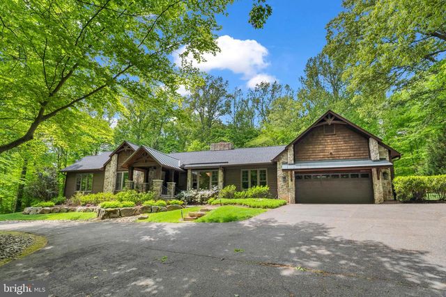 9920 JAYDEE BLVD, Fairfax Station, VA 22039