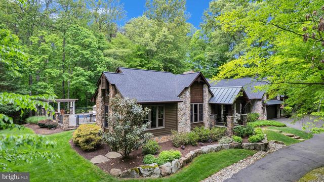 9920 JAYDEE BLVD, Fairfax Station, VA 22039