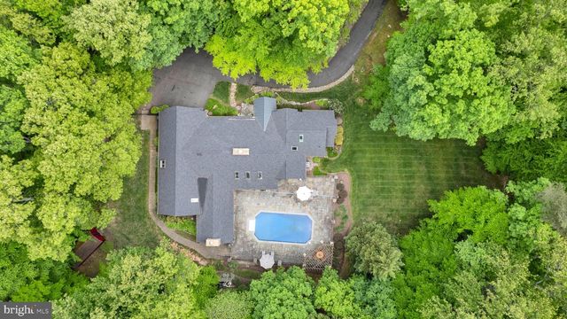 9920 JAYDEE BLVD, Fairfax Station, VA 22039