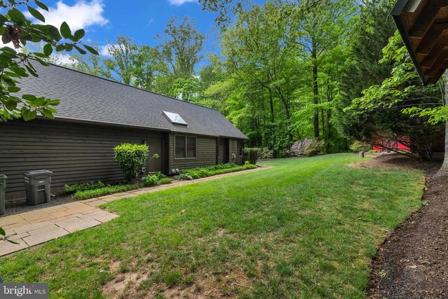 9920 JAYDEE BLVD, Fairfax Station, VA 22039