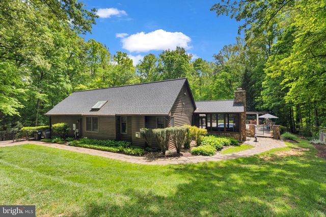 9920 JAYDEE BLVD, Fairfax Station, VA 22039