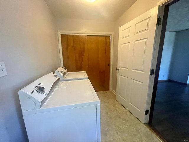 1822 E 2nd Street, Bloomington, IN 47401