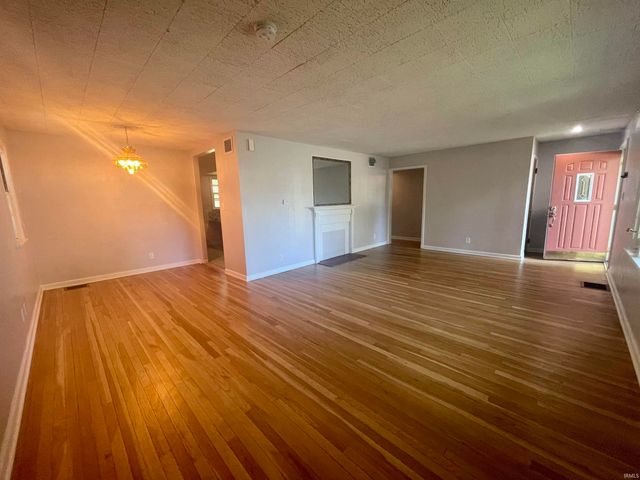 1822 E 2nd Street, Bloomington, IN 47401