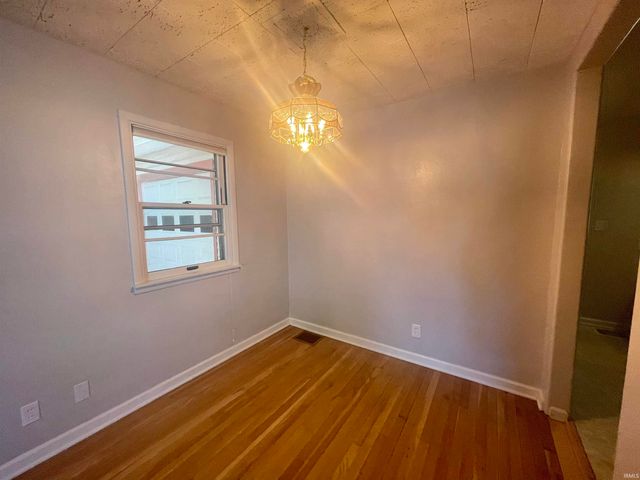 1822 E 2nd Street, Bloomington, IN 47401