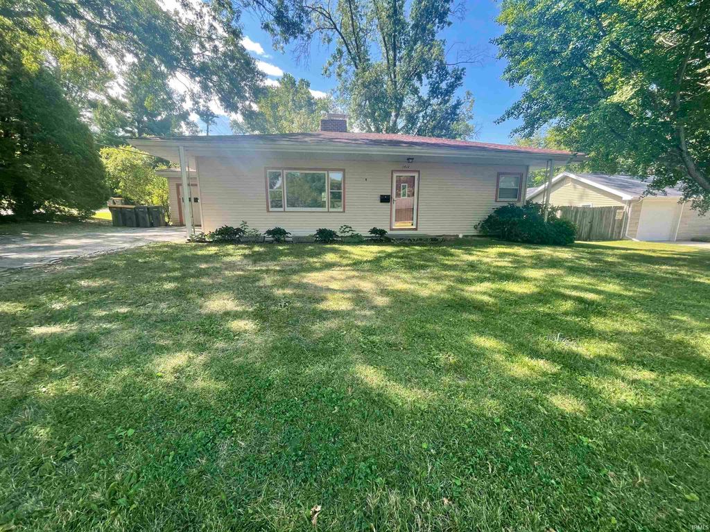 1822 E 2nd Street, Bloomington, IN 47401