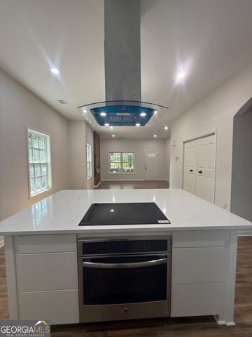 633 Langston Drive SW, Atlanta, GA 30315