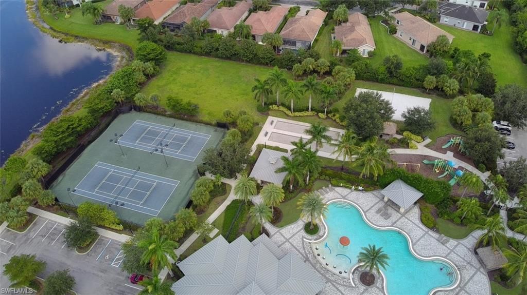 2744 Blossom WAY, NAPLES, FL 34120 — photo 2