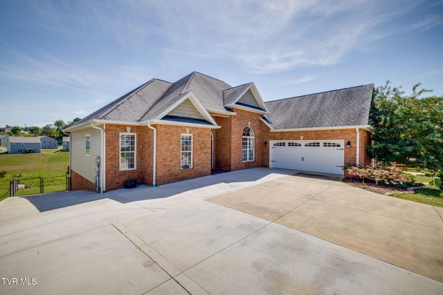 310 Sweetgrass Lane, Jonesborough, TN 37659