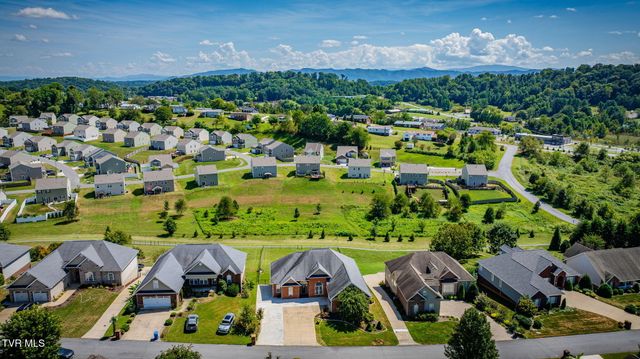 310 Sweetgrass Lane, Jonesborough, TN 37659