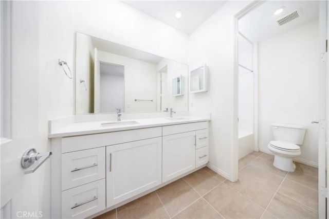17 Aria, South El Monte, CA 91733