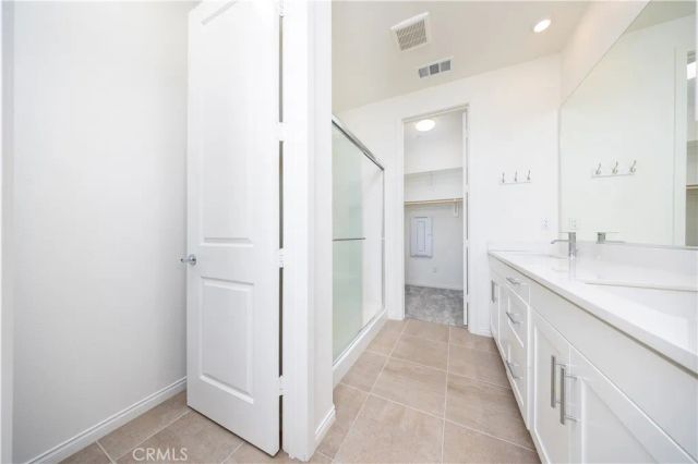 17 Aria, South El Monte, CA 91733
