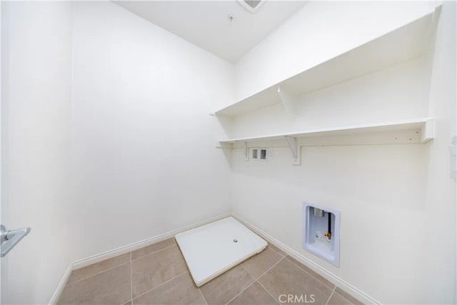 17 Aria, South El Monte, CA 91733