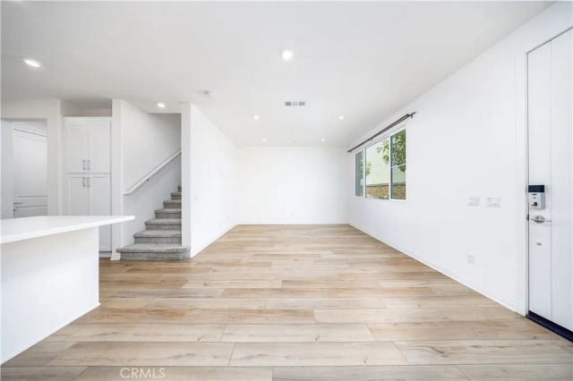 17 Aria, South El Monte, CA 91733