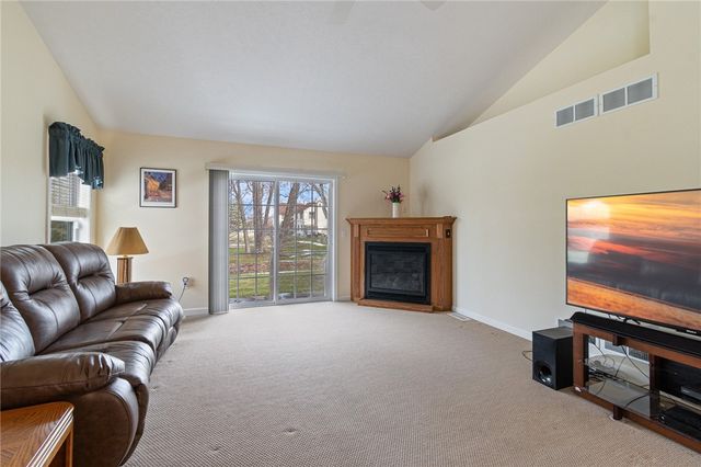 10 Turtlewood, Greece, NY 14626