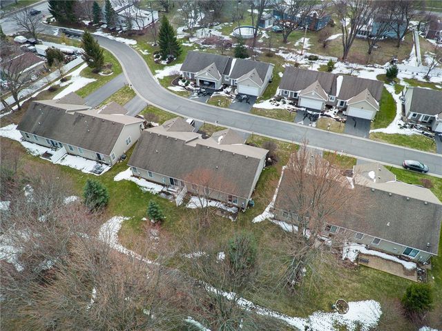 10 Turtlewood, Greece, NY 14626