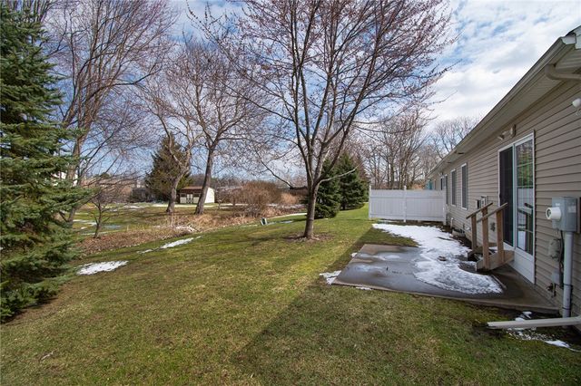 10 Turtlewood, Greece, NY 14626