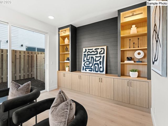 2890 Ne 61st Ave, Portland, OR 97213