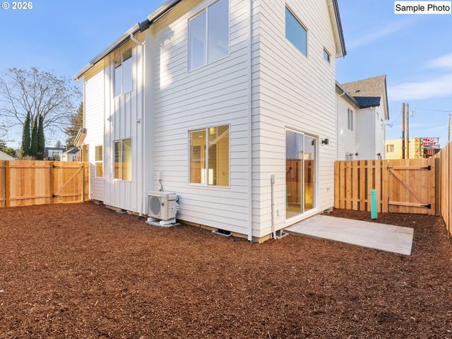 2890 Ne 61st Ave, Portland, OR 97213