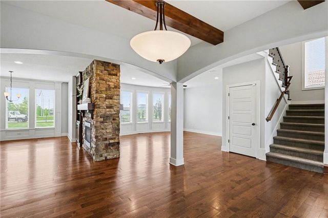 12706 S Laci Circle, Lee's Summit, MO 64086