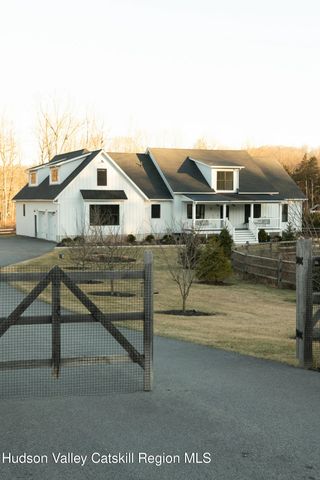 11 Crimson Hill, Rhinebeck, NY 12572