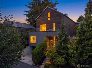 6015 53rd Avenue NE, Seattle, WA 98115