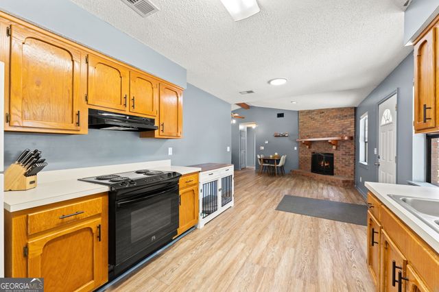 129 W Peach Avenue, Kingsland, GA 31548
