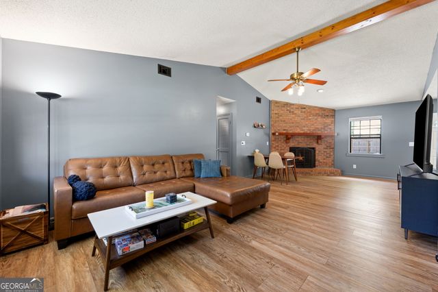 129 W Peach Avenue, Kingsland, GA 31548