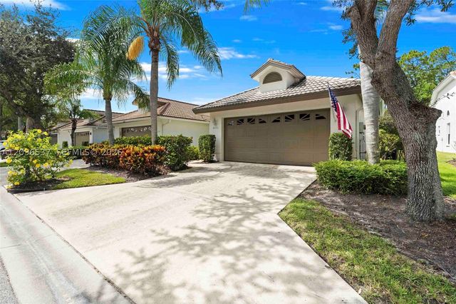 8033 San Vista Cir 12R, Other, FL 34109