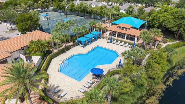 8033 San Vista Cir 12R, Other, FL 34109
