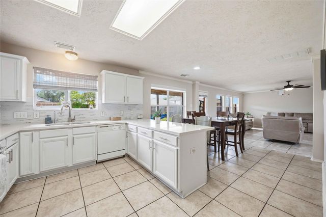13018 Terrace Run Lane, Houston, TX 77044