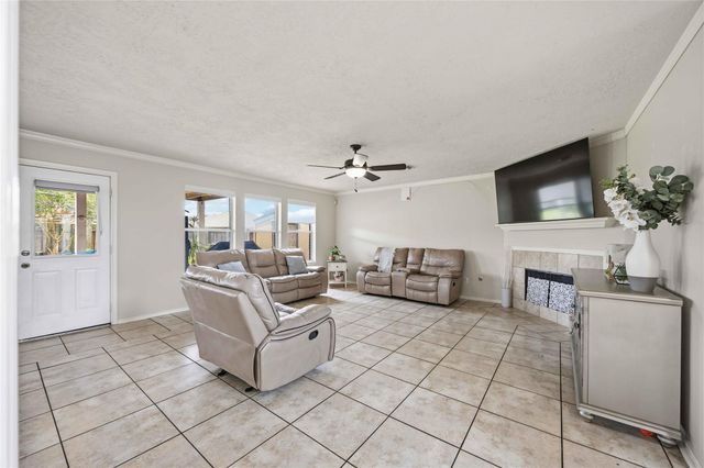 13018 Terrace Run Lane, Houston, TX 77044
