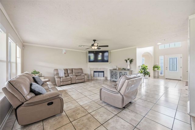 13018 Terrace Run Lane, Houston, TX 77044