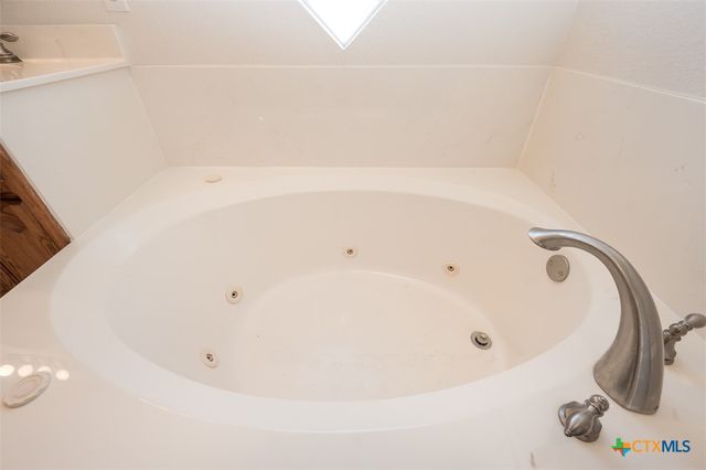 404 Wrought Iron Drive, Harker Heights, TX 76548