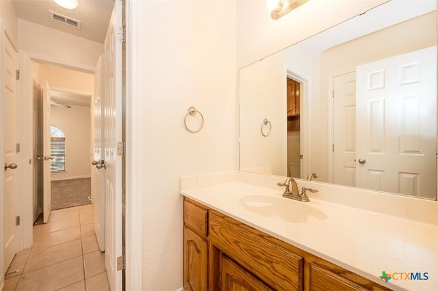 404 Wrought Iron Drive, Harker Heights, TX 76548