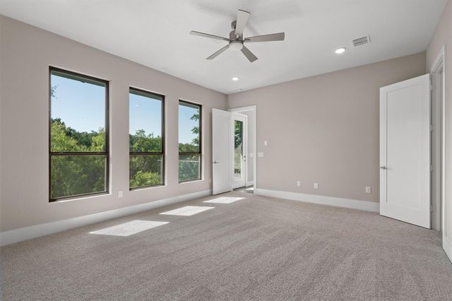 1002 Barrie DR, Austin, TX 78734