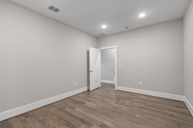 1002 Barrie DR, Austin, TX 78734