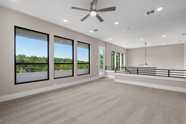 1002 Barrie DR, Austin, TX 78734