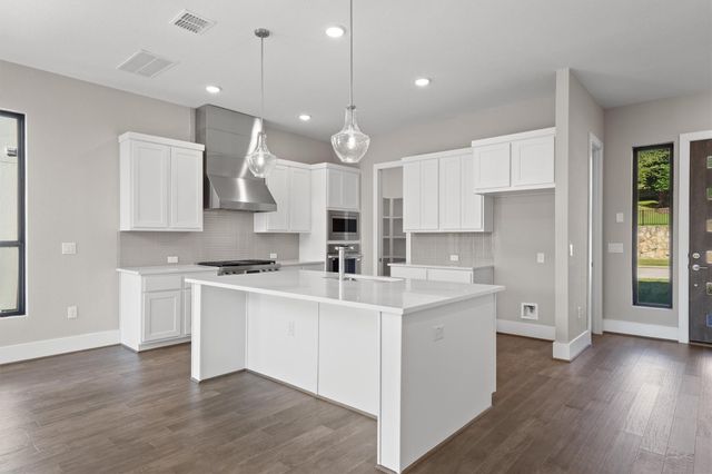 1002 Barrie DR, Austin, TX 78734