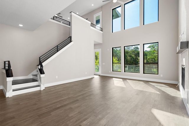 1002 Barrie DR, Austin, TX 78734