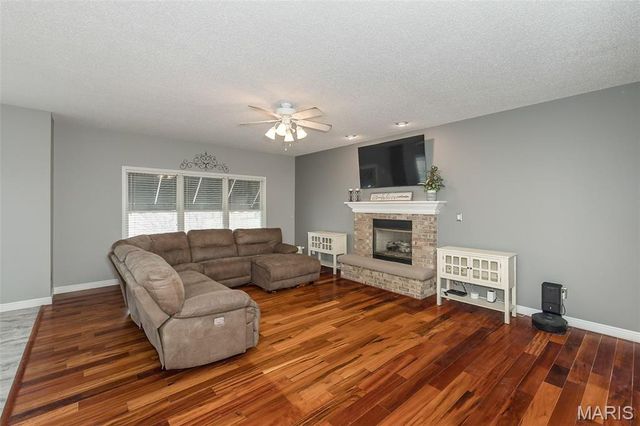 12 McCluer Court, O'fallon, MO 63368