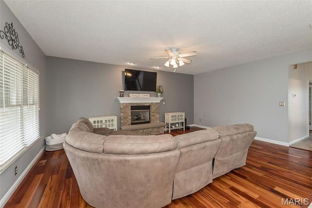 12 McCluer Court, O'fallon, MO 63368