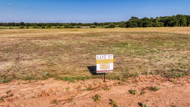 Lot 37 Three Quarter Loop, Poolville, TX 76487