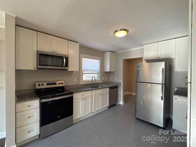 4152 Blenhein Road, Charlotte, NC 28208