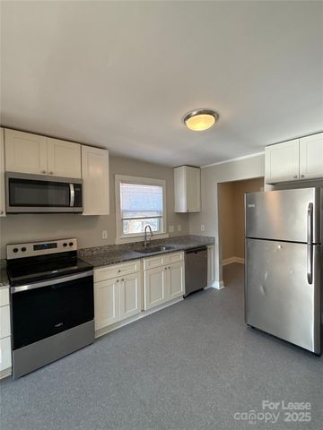 4152 Blenhein Road, Charlotte, NC 28208