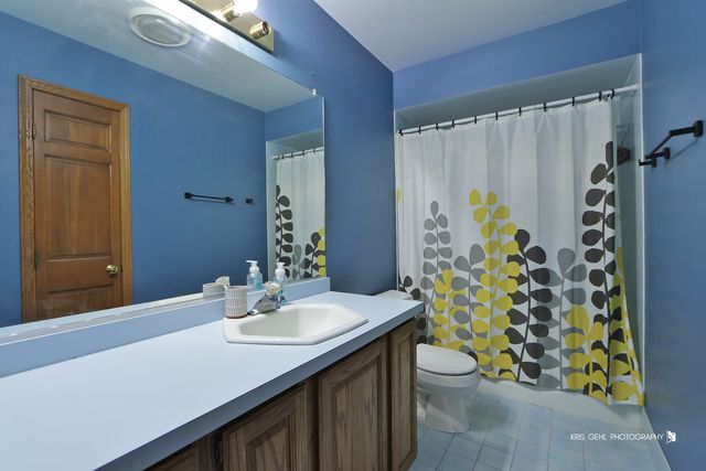 1509 N Denali Trail, Mchenry, IL 60050