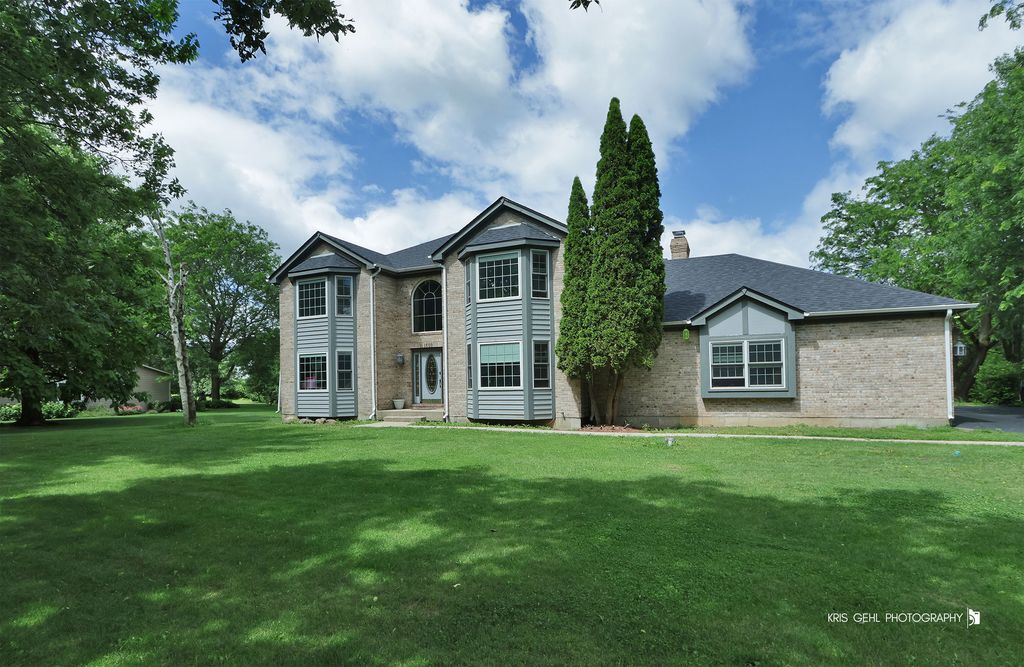 1509 N Denali Trail, Mchenry, IL 60050
