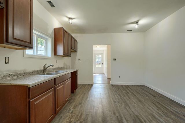 424 N Walnut Street, Logan, OH 43138