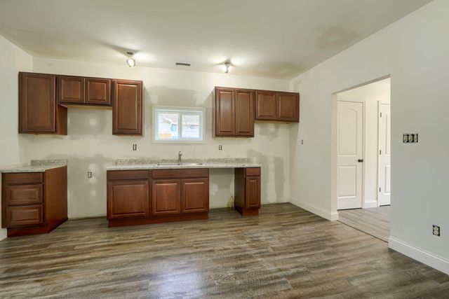 424 N Walnut Street, Logan, OH 43138