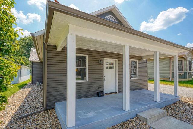 424 N Walnut Street, Logan, OH 43138