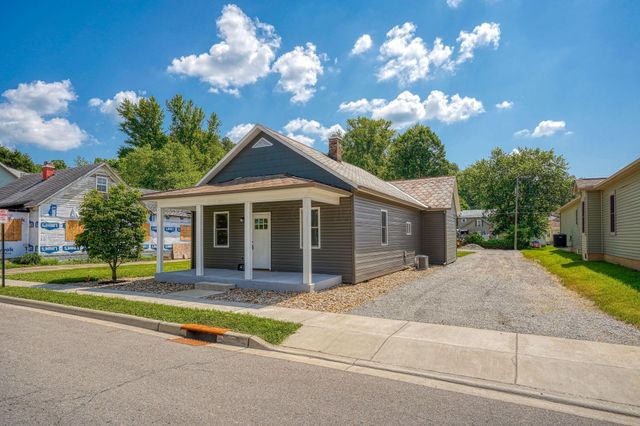 424 N Walnut Street, Logan, OH 43138